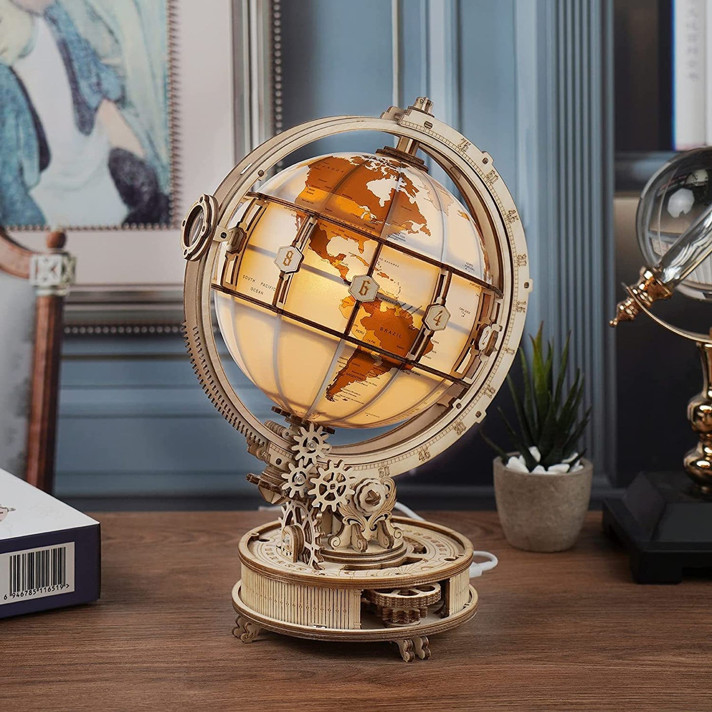 Luminous Globe